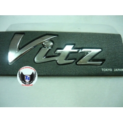LOGO Vitz  FOR TOYOTA YARIS  ใส่ได้กับรถ โตโยต้า ยาริส ทุกรุ่น
